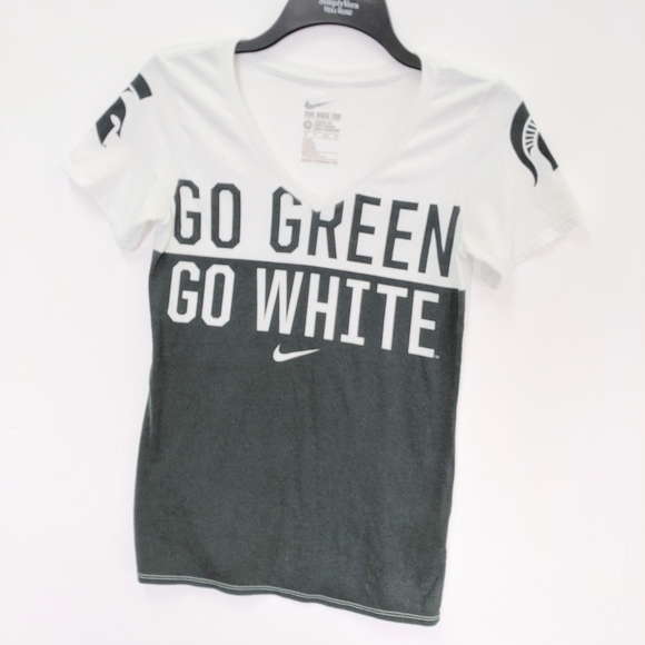 Nike 'Go Green Go White' V-Neck Graphic T-Shirt - Picture 1 of 3